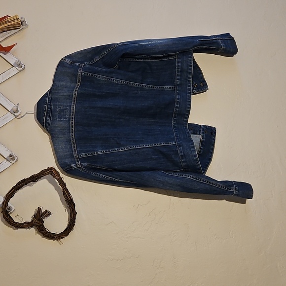 🍀Lucky Brand Denim Jacket 🍀 - Picture 4 of 5